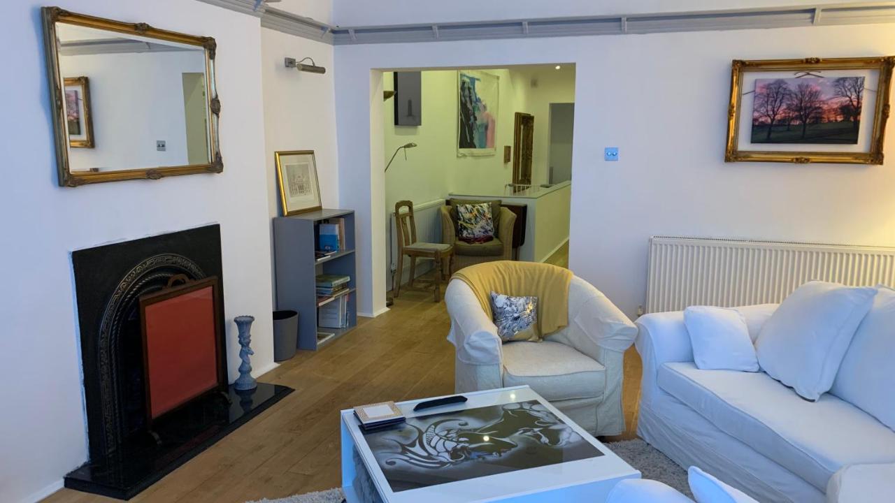 Spacious With Spectacular Views And Private Garden Βίλα Μπάξτον Εξωτερικό φωτογραφία